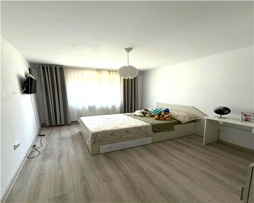 Casă Modernă în Ciurbesti – 4 Camere, Teren Generos 700 mp, Com Miroslava