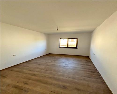 Casa Casa 3 Camere, 2 Băi, Teren Generos și Calitate Premium in Horpaz, Miroslava