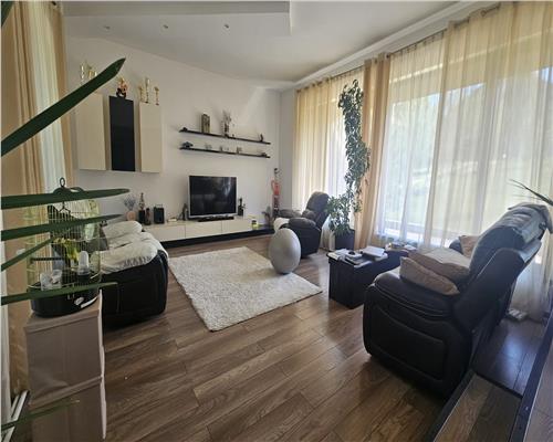 Casa cu teren generos si curte superb amenajata in zona Pietrarie