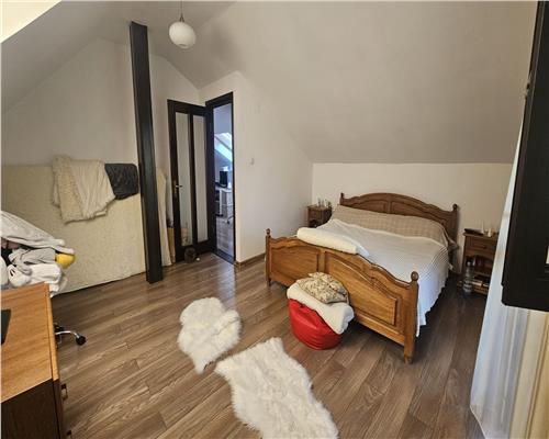 Casa cu teren generos si curte superb amenajata in zona Pietrarie