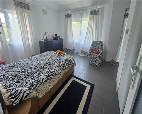 Barnova – Vila duplex cu 3 dormitoare, curte 300 mp și priveliste superba