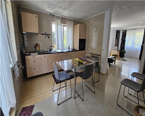 Barnova – Vila duplex cu 3 dormitoare, curte 300 mp și priveliste superba