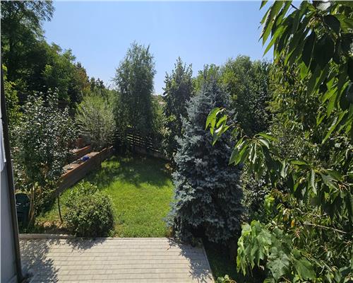 Barnova – Vila duplex cu 3 dormitoare, curte 300 mp și priveliste superba