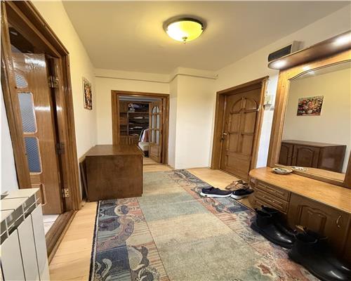 Apartament 3 camere Pacurari  Moara de Foc