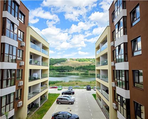 Fara comision! Apartament modern cu vedere la lac – Complex 7Moon Aroneanu
