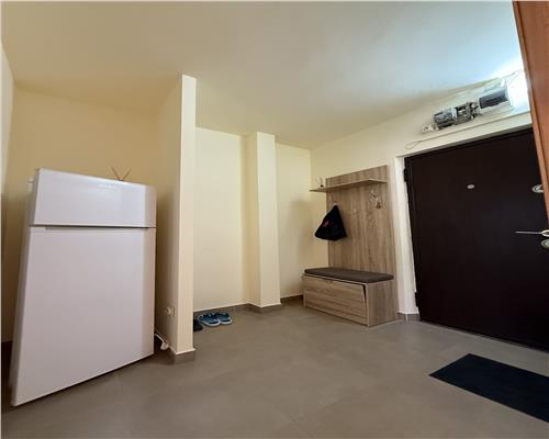 Apartament 2 cam,  semi  decomandat, de vanzare zona Tatarasi  Ateneu