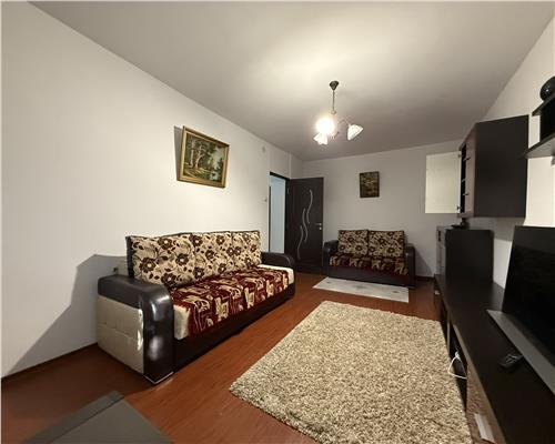 Inchiriez apartament 3 camere, decomandat, Zona Nicolina  Podu Ros