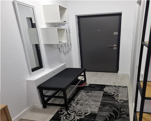Inchiriez apartament 1 camere, open space, Complex Solumnia