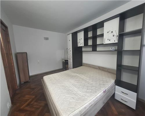 Apartament 2 camere Podu Ros  Decebal!