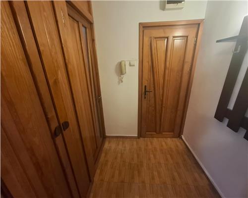 Apartament 2 camere Podu Ros  Decebal!