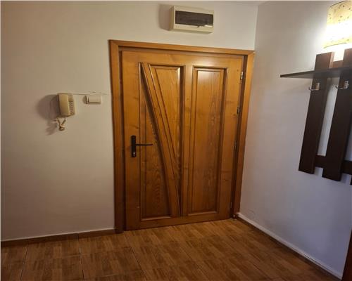 Apartament 2 camere Podu Ros  Decebal!