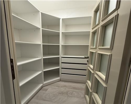 Inchiriez apartament 2 camere, open space, Complex Roua Residence