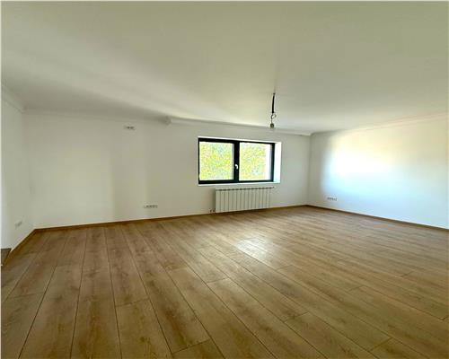 Duplex  Moara de vant D+P+E+M, 273 teren,  Iasi