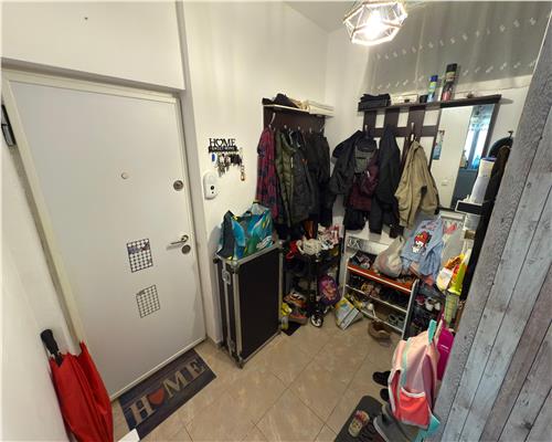 Tomesti apartament 4 camere decomandat mobilat, bloc nou!