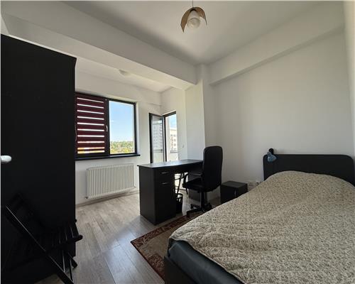 Inchiriez apartament 3 camere, open space, Zona Centru  Palas