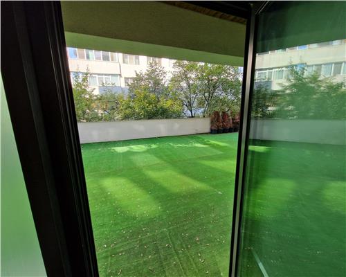 Spatiu pentru Birou, Ultracentral visavis de PALAS