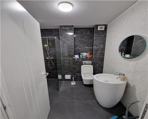 Spatiu pentru Birou, Ultracentral visavis de PALAS