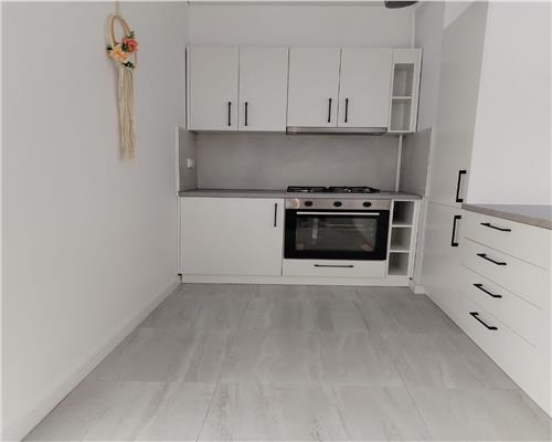 Apartament 2 camere Aurel Vlaicu  complex Solumnia