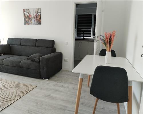 Apartament 2 camere Aurel Vlaicu  complex Solumnia