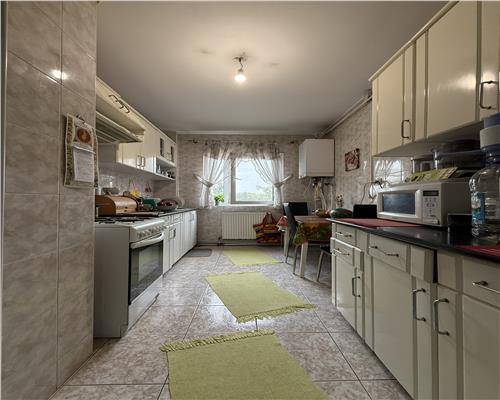 Apartament 4 cam, semi  decomandat, de vanzare zona Tatarasi  Dispecer