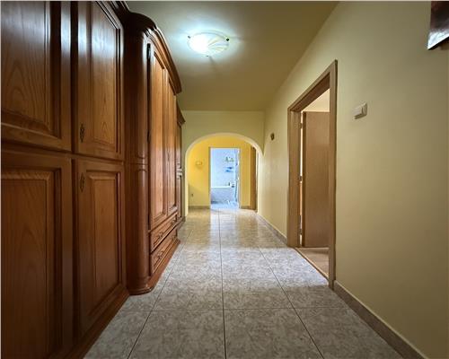 Apartament 4 cam, semi  decomandat, de vanzare zona Tatarasi  Dispecer