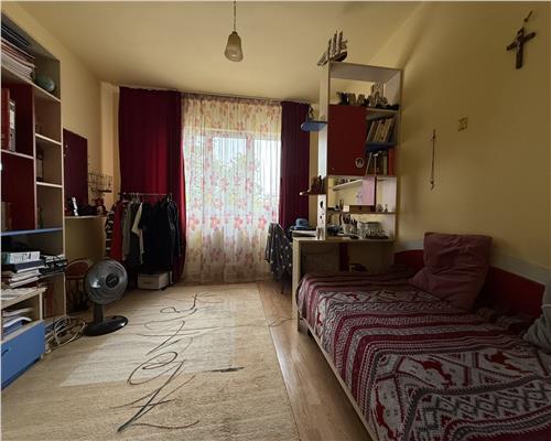 Apartament 4 cam, semi  decomandat, de vanzare zona Tatarasi  Dispecer
