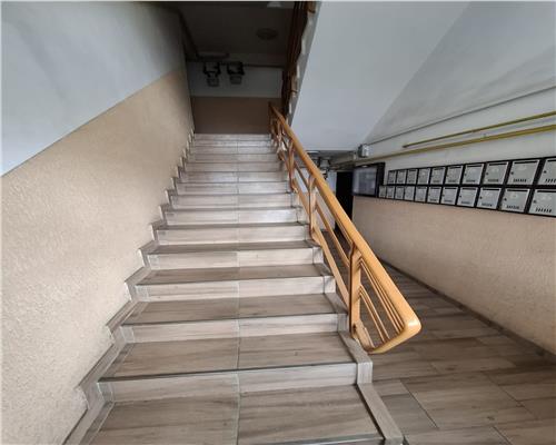 Apartament 3 camere nedecomandat, 60 mp, Podu Ros  Tesatura!