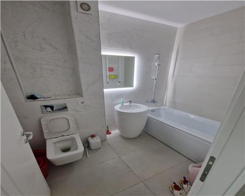 Ap 3 camere, Mercury Apartments  Podu Ros