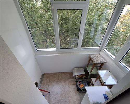 Apartament 3 camere confort redus Podu Ros  Decebal!