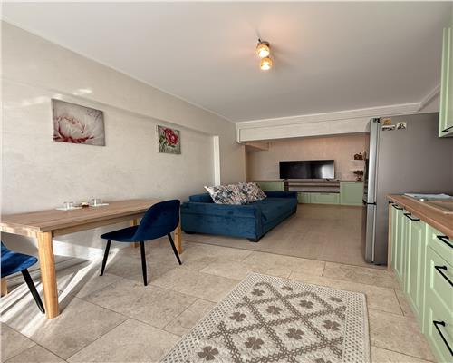Inchiriez apartament 2 camere, open space, Copou  Royal Town