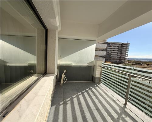 Inchiriez apartament 2 camere, open space, Copou  Royal Town