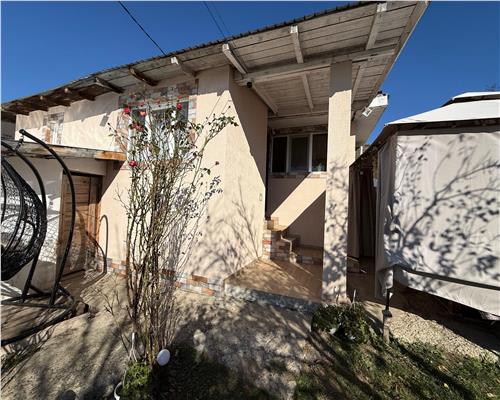 Casa tip duplex parter, complet amenajata – Schitu Duca, teren 500 mp