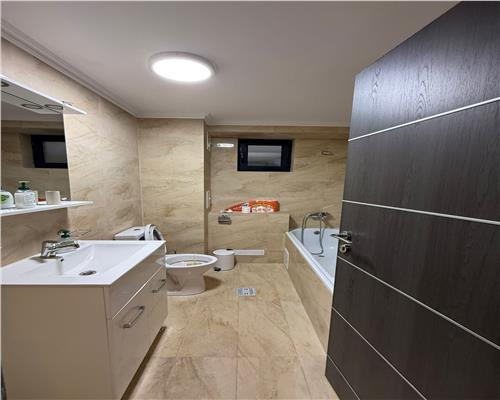 Spatiu amenajat,birou de inchiriat,zona Baza III