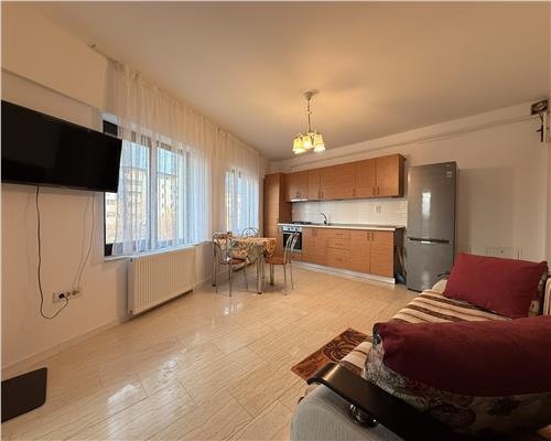 Inchiriez apartament 2 camere, open space, Complex Roua Residence