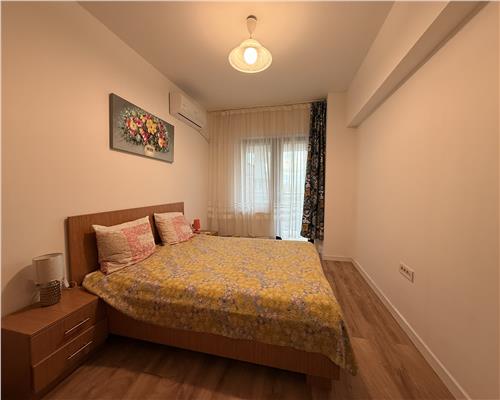 Inchiriez apartament 2 camere, open space, Complex Roua Residence