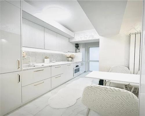 Tatarasi Sud, apartament 3 camere decomandat mobilat si utilat, bloc nou!