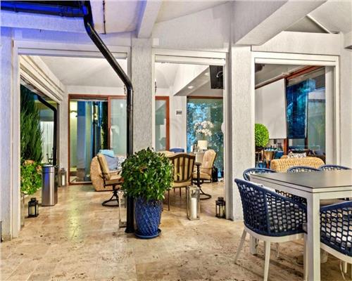 Vila deosebita cu piscina proprie, sector 6, Bucuresti