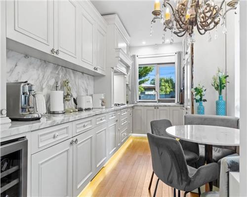 Vila deosebita cu piscina proprie, sector 6, Bucuresti