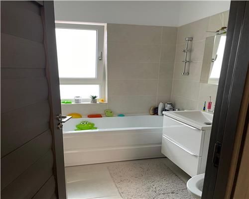 Apartament de vanzare 2 cam, intabulat, bloc nou,Rediu complex EOS