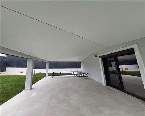 Casă deosebită, finisaje premium, 128 mp, 900 m fata de Centru Miroslava