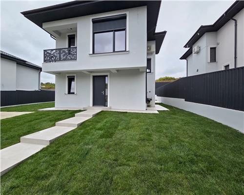 Casă deosebită, finisaje premium, 128 mp, 900 m fata de Centru Miroslava Miroslava