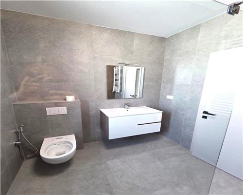 Casă deosebită, finisaje premium, 128 mp, 900 m fata de Centru Miroslava