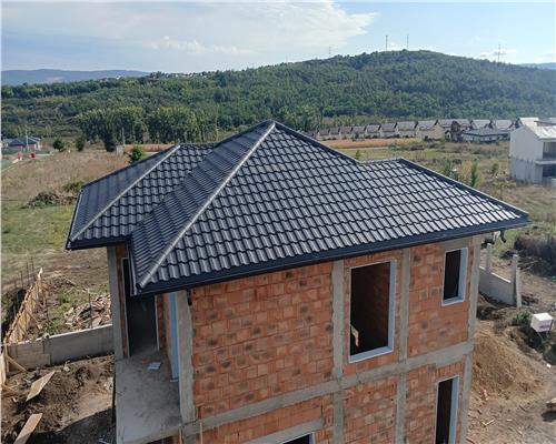 Casa 4 cam. 125 mu, 525 teren ,  Asfalt , Valea Adanca  Iasi