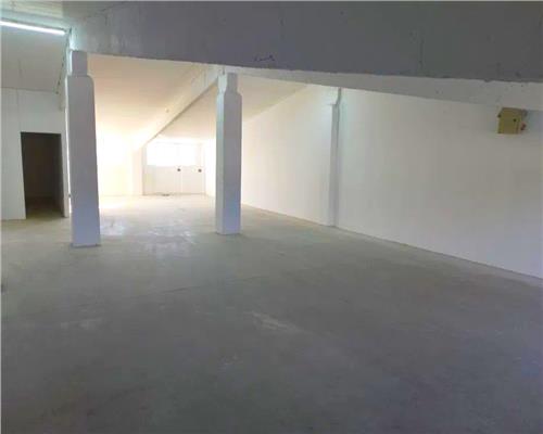 Vanzare Hala  renovata 164 mp, birou, WC, Tomesti Sala Sporturilor