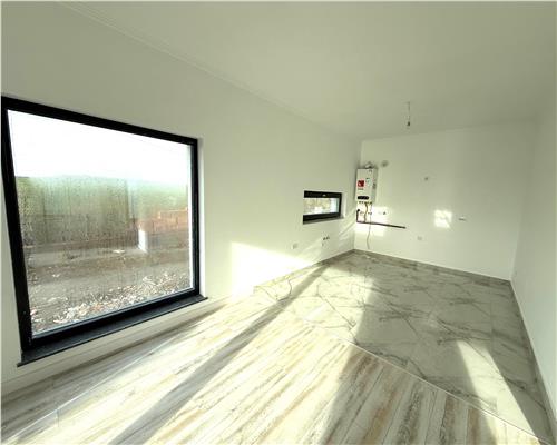 Casă deosebită, finisaje premium, 140 mp, Transanapet Miroslava