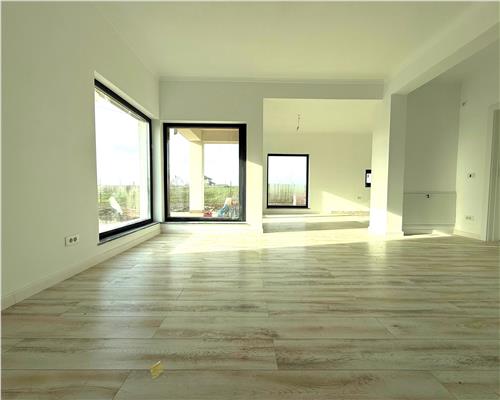 Casă deosebită, finisaje premium, 140 mp, Transanapet Miroslava