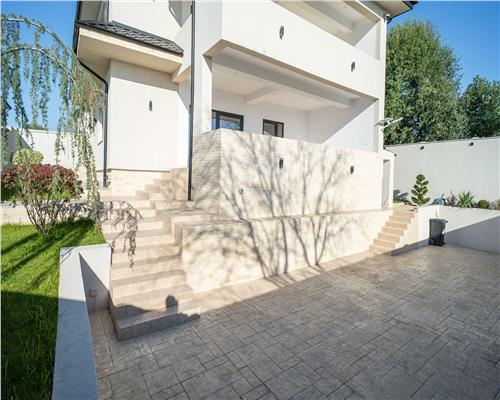 Casa exclusivista, Breazu, 244,4 mp, intabulata, toate utilitatile! Breazu