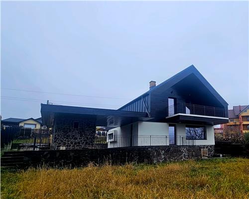 Proprietate deosebita zona Bucium Post Control - Priveliste Superba, Finisaje Calitate, 800mp teren Iasi