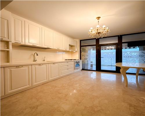 Apartament 6 cam, decomandat, de vanzare zona Copou  Exclusiv Residence