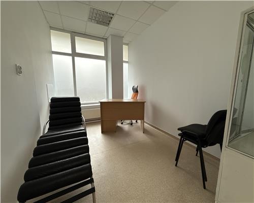 Cabinete medicale, 2 unitati, de inchiriat, zona Super  Copou